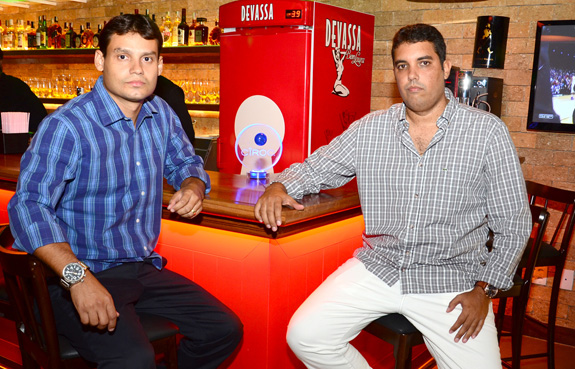 Rodrigo Abud e Pedro Simões - Cervejaria Devassa